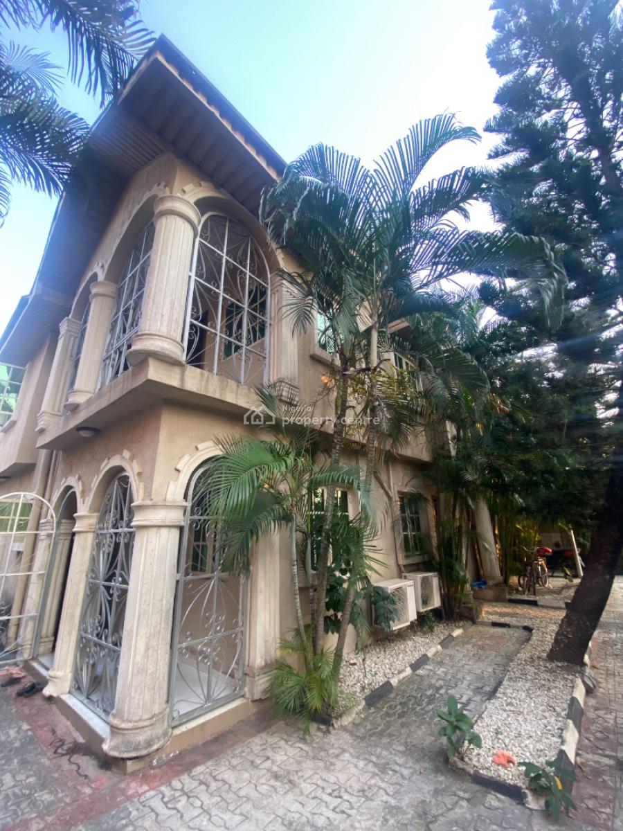 a Decent Block of Flat, Bucknor, Ejigbo, Lagos, Block of Flats for Sale