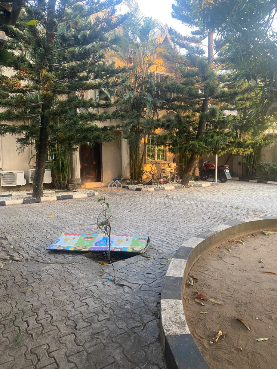 a Decent Block of Flat, Bucknor, Ejigbo, Lagos, Block of Flats for Sale