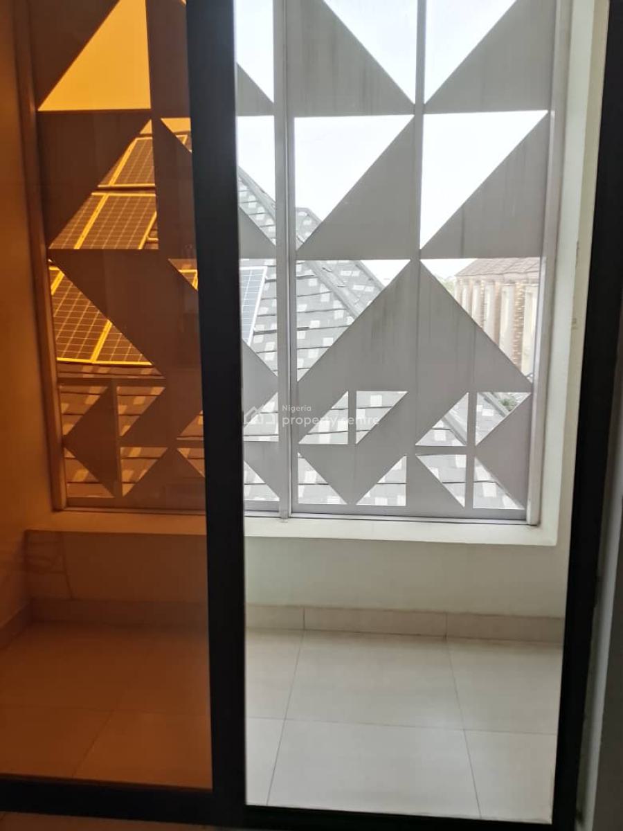 Serviced & Spacious 2 Bedroom Flat, Osapa London Garden, Osapa, Lekki, Lagos, Flat / Apartment for Sale