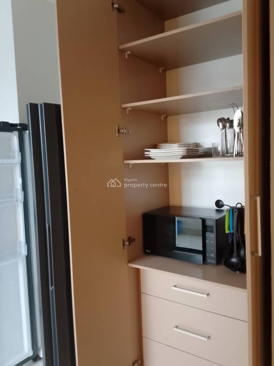 Serviced & Spacious 2 Bedroom Flat, Osapa London Garden, Osapa, Lekki, Lagos, Flat / Apartment for Sale
