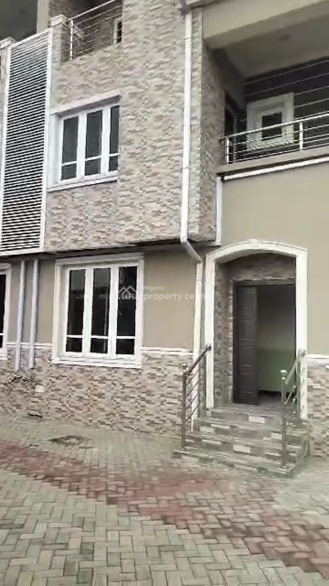 Sweet 3 Rooms & a Parlor Terrace Duplex, Apple Estate, Amuwo Odofin, Lagos, Terraced Duplex for Rent