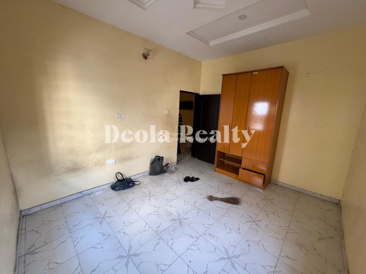 a Nice and Spacious 3 Bedroom Apartment with Balcony, Idado, Lekki, Lagos, Flat / Apartment for Rent
