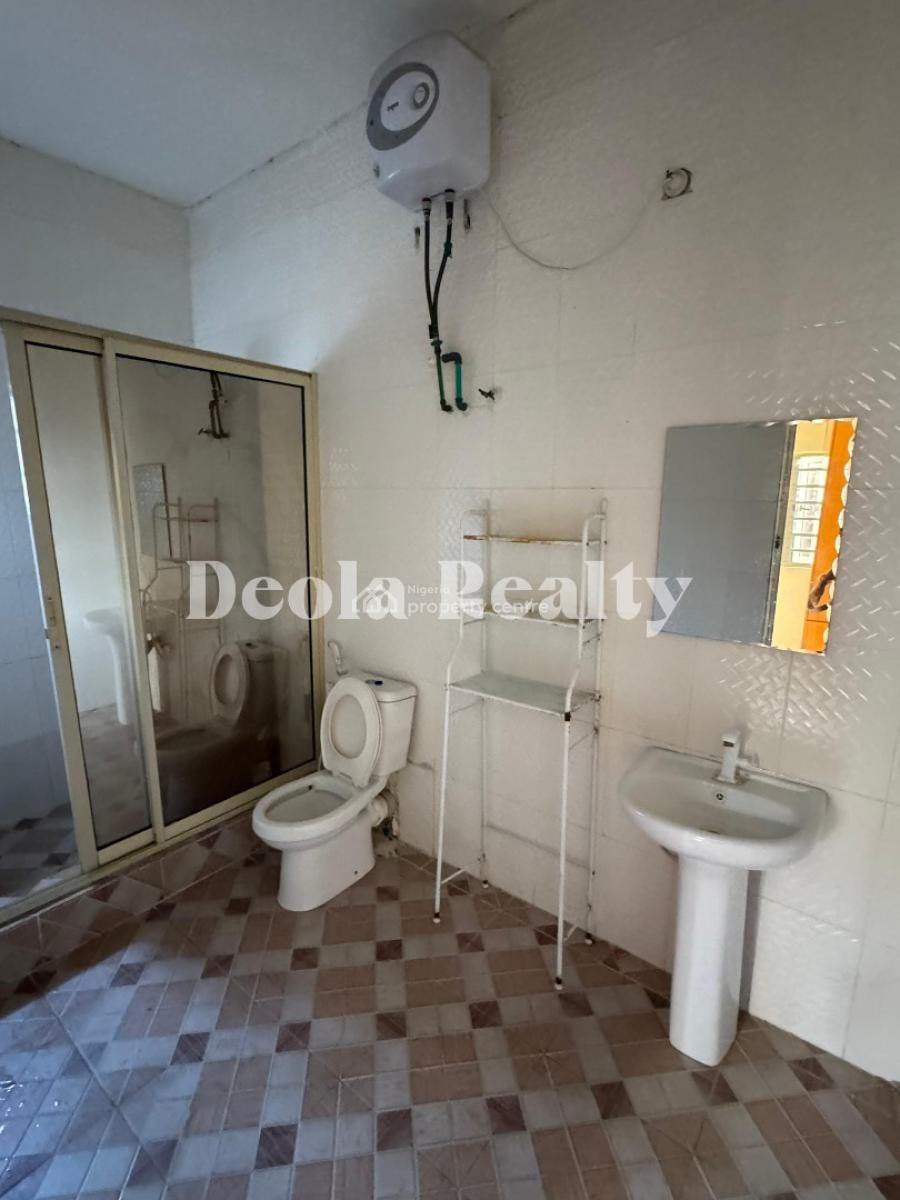 a Nice and Spacious 3 Bedroom Apartment with Balcony, Idado, Lekki, Lagos, Flat / Apartment for Rent