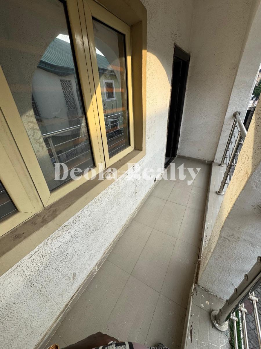 a Nice and Spacious 3 Bedroom Apartment with Balcony, Idado, Lekki, Lagos, Flat / Apartment for Rent