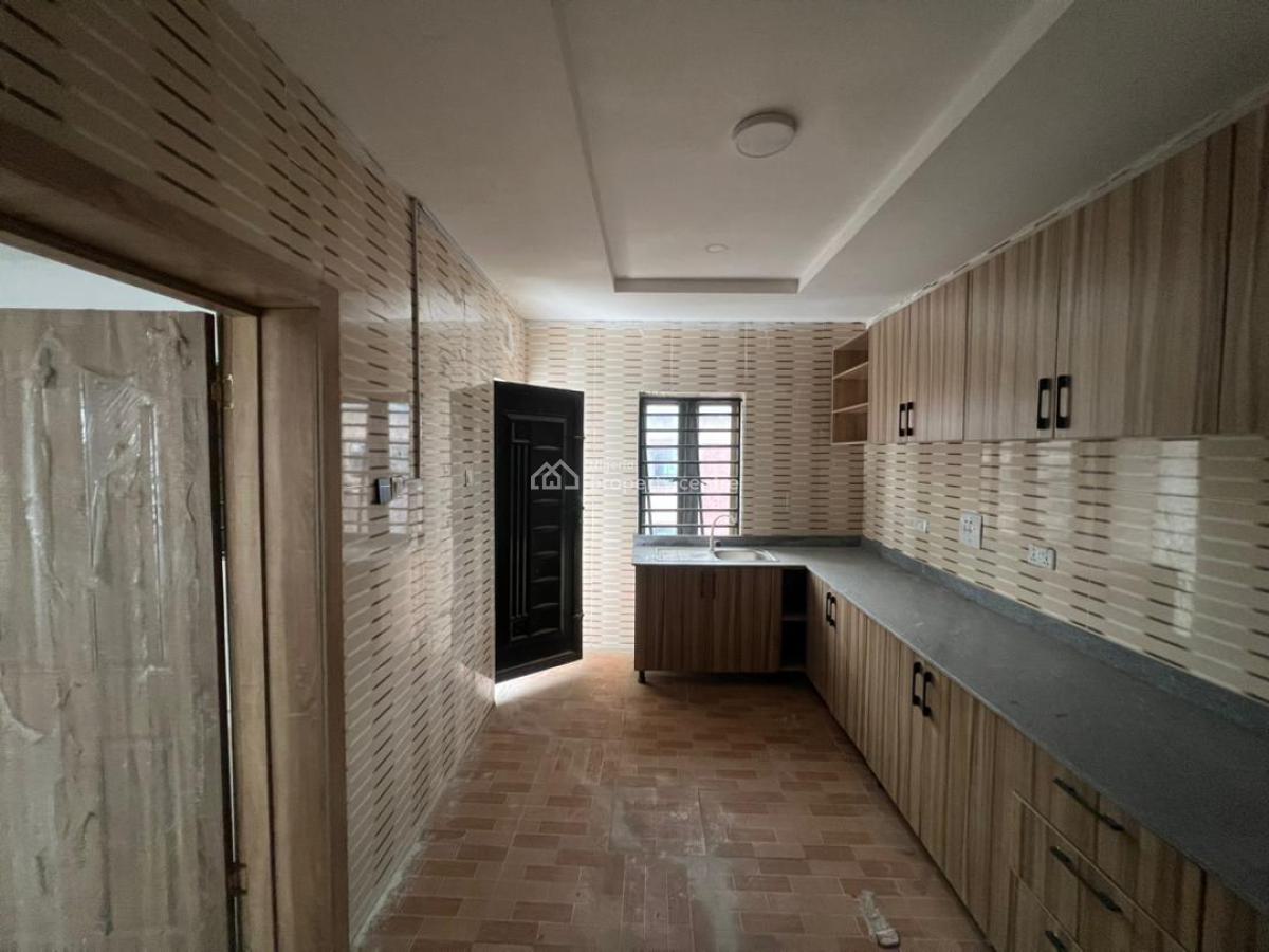 3 Bedroom Apartment, Illasan, Ikate, Lekki, Lagos, Flat / Apartment for Sale
