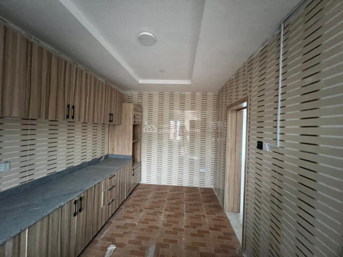 3 Bedroom Apartment, Illasan, Ikate, Lekki, Lagos, Flat / Apartment for Sale