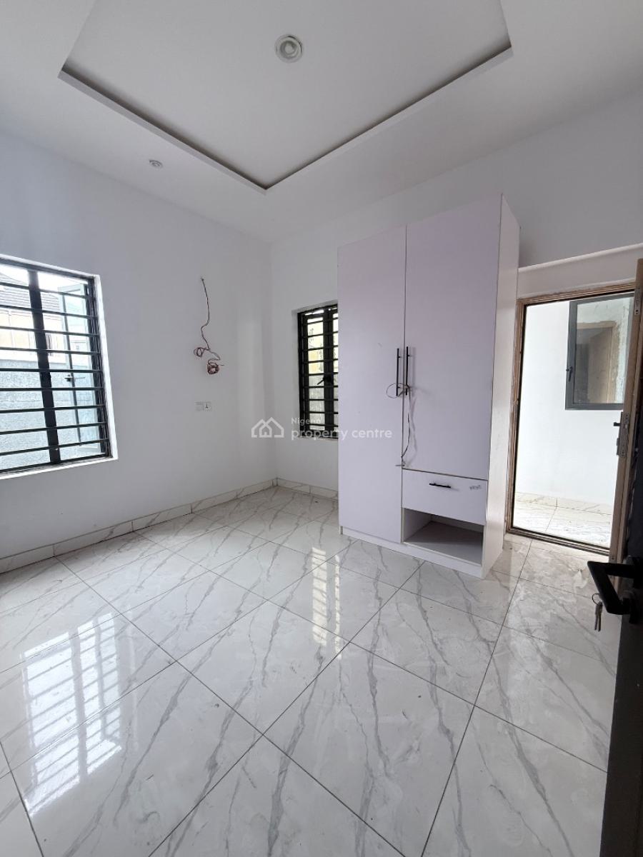 1-bedroom Apartment Available, Ajah, Lagos, Flat / Apartment for Sale