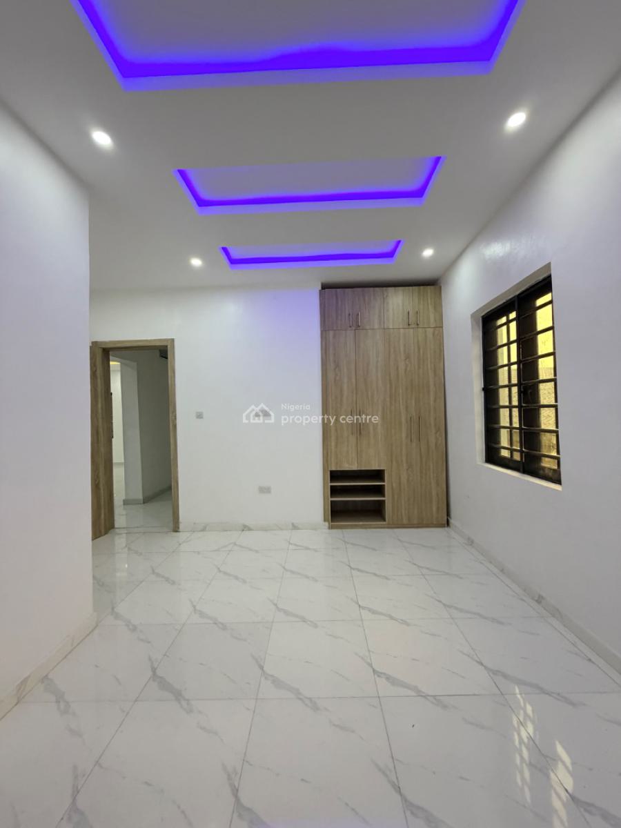 Spaciously Built 5 Bedroom Fully Detached Duplex with a Bq, Gra Phase 2, Magodo, Lagos, Detached Duplex for Sale