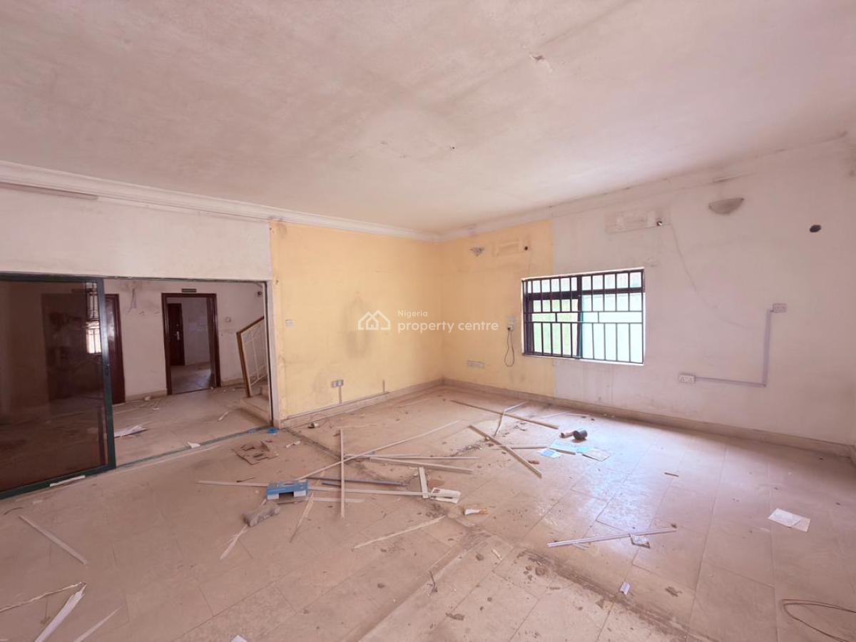 New Listing  4-bedroom Detached Stand Alone Duplex with 3 Rooms, Gwarinpa, Abuja, Detached Duplex for Sale