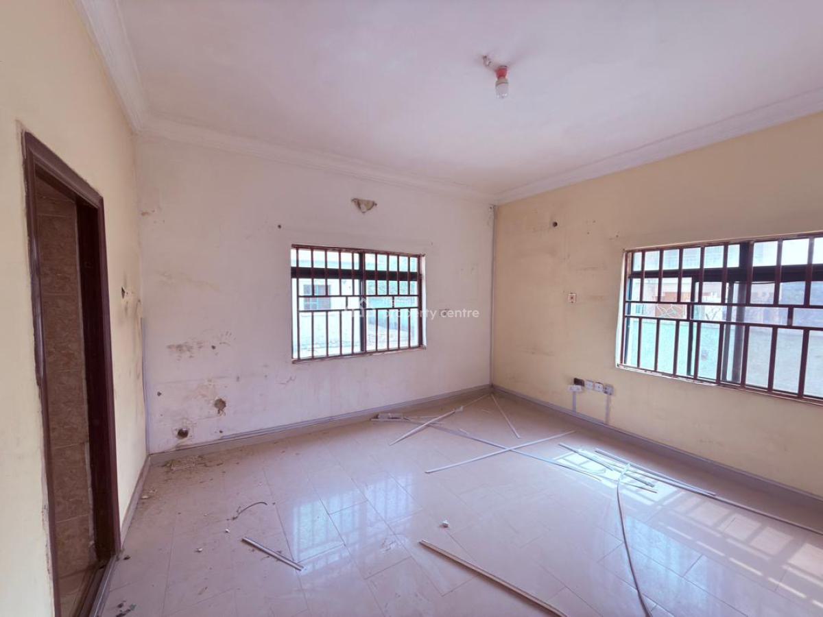 New Listing  4-bedroom Detached Stand Alone Duplex with 3 Rooms, Gwarinpa, Abuja, Detached Duplex for Sale