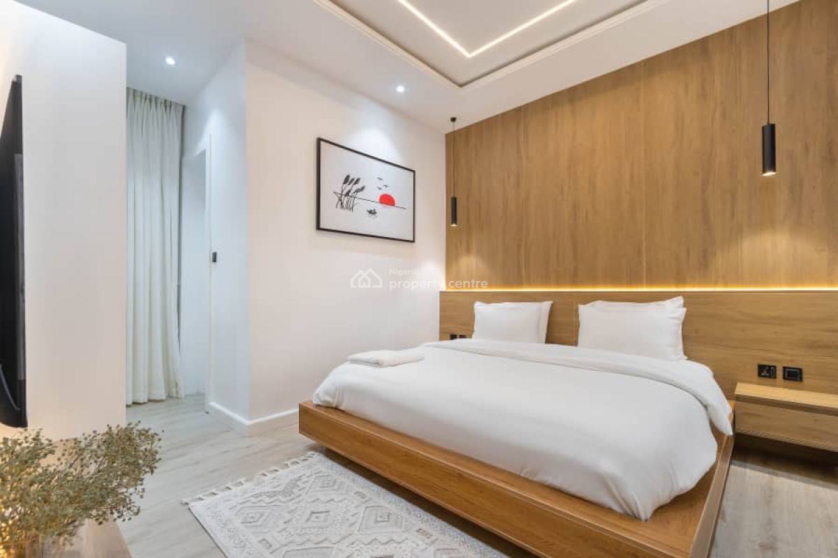 2 Bedroom Apartment, Admiralty Way, Lekki Phase 1, Lekki, Lagos, Flat / Apartment Short Let