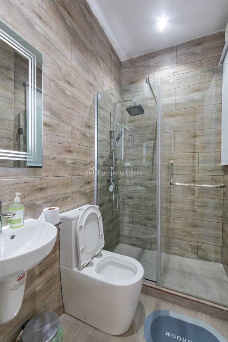 2 Bedroom Apartment, Admiralty Way, Lekki Phase 1, Lekki, Lagos, Flat / Apartment Short Let