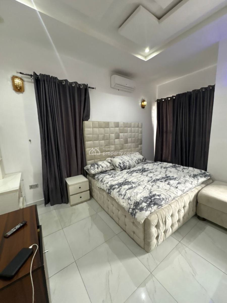 Fully Furnished Master Bedroom with Balcony & Fitted Bathroom, Orchid Road, Lekki Expressway, Lekki, Lagos, Self Contain (single Rooms) for Rent