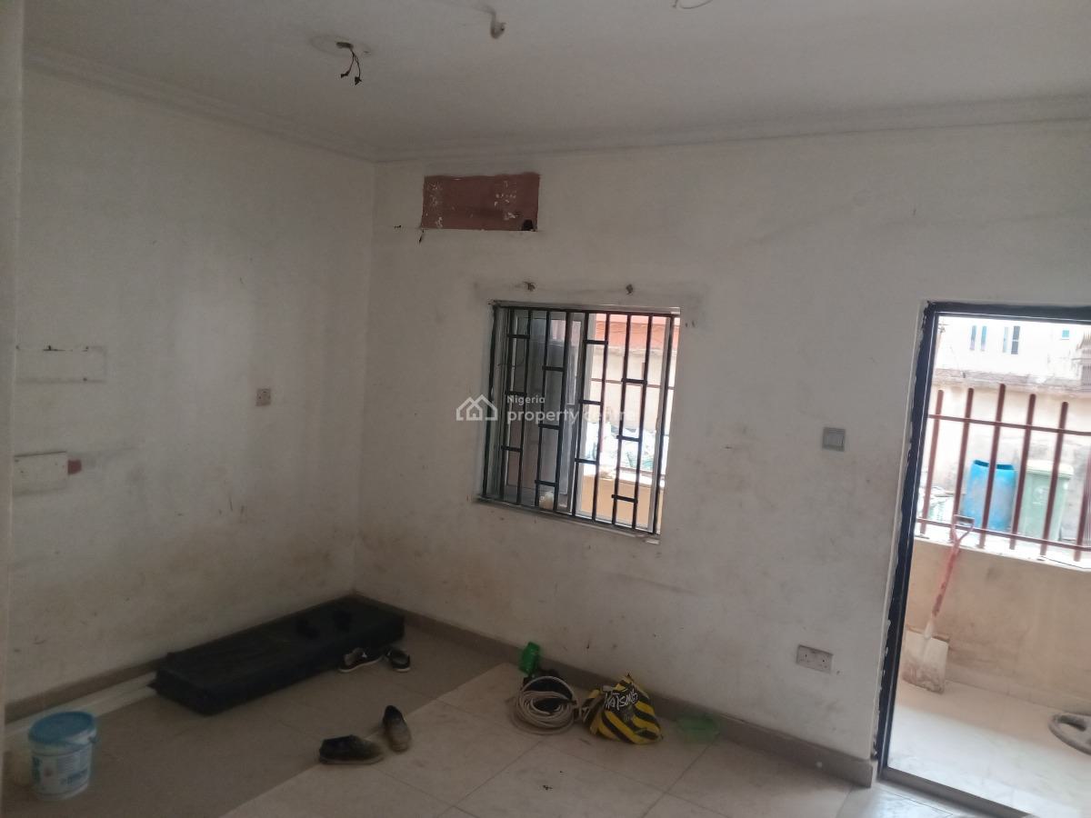 Woodford 2 Bedroom Flat, Adekunle By Lsdpc Estate, Yaba, Lagos, Flat / Apartment for Rent