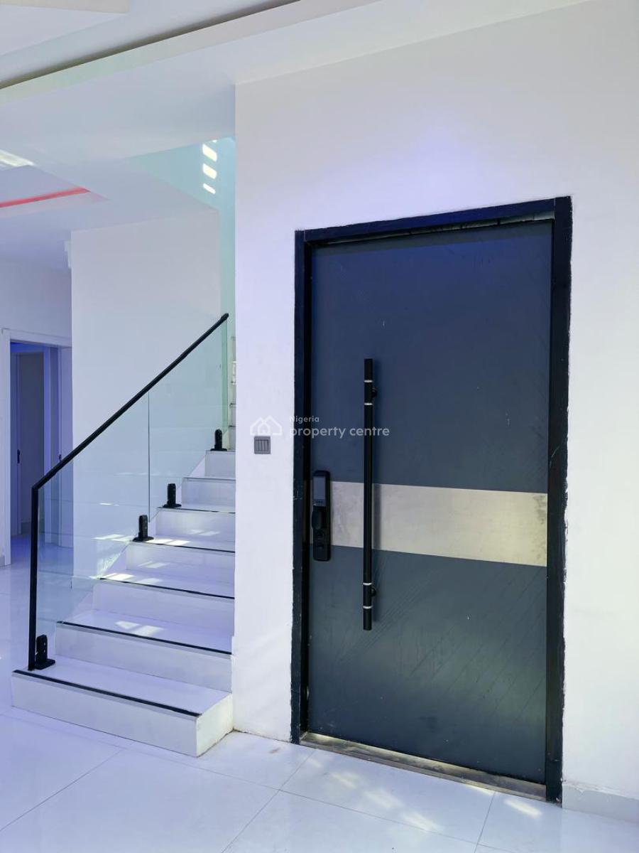 Contemporary 7-bedroom Fully Detached Duplex., Back of H Medix, Guzape District, Abuja, Detached Duplex for Sale