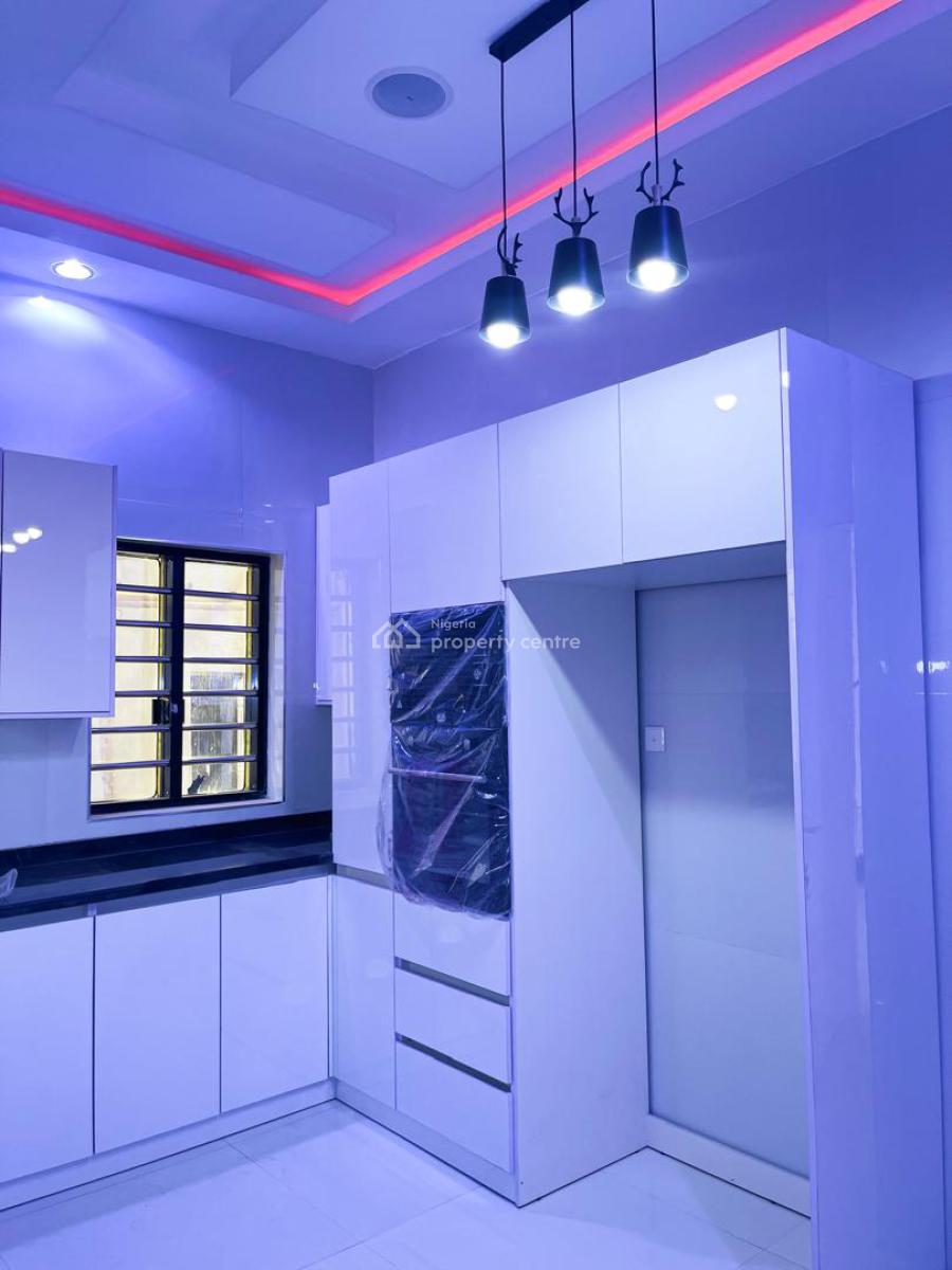 Contemporary 7-bedroom Fully Detached Duplex., Back of H Medix, Guzape District, Abuja, Detached Duplex for Sale