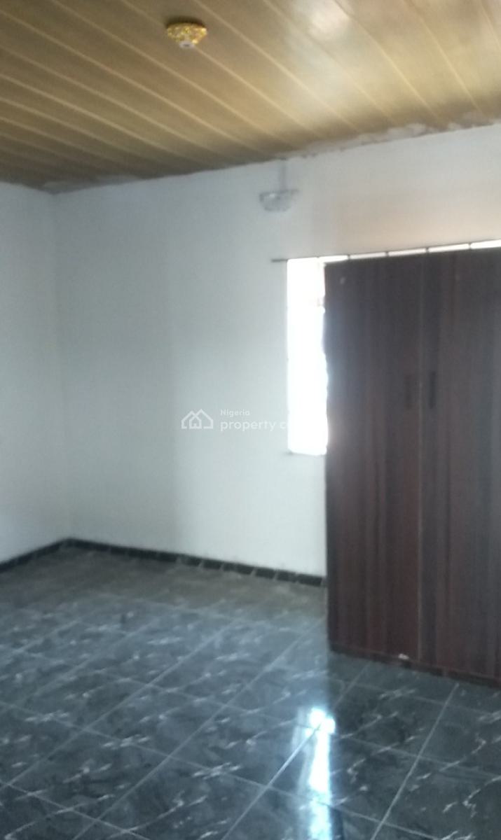 Massive Room in a Shared Apartment, Ado Road, Ajah, Lagos, Self Contain (single Rooms) for Rent