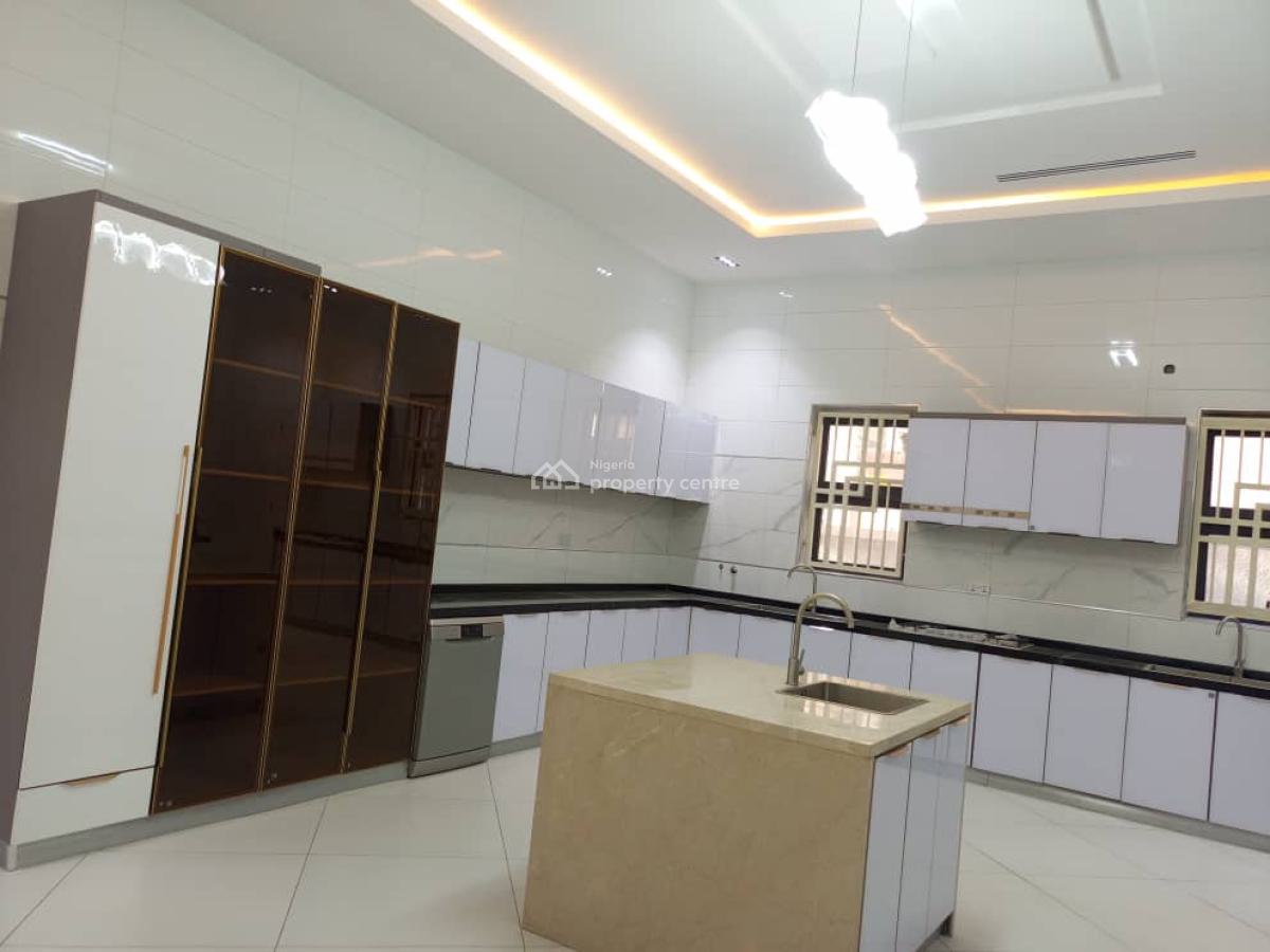 Luxurious Top Notch Edifice 10 Bedroom Maisonette, Off Ibb Way, Maitama District, Abuja, Detached Duplex for Sale