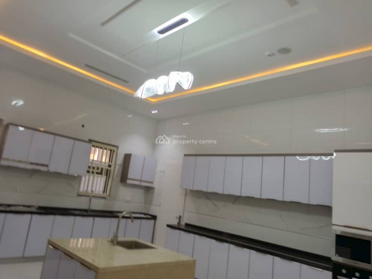 Luxurious Top Notch Edifice 10 Bedroom Maisonette, Off Ibb Way, Maitama District, Abuja, Detached Duplex for Sale