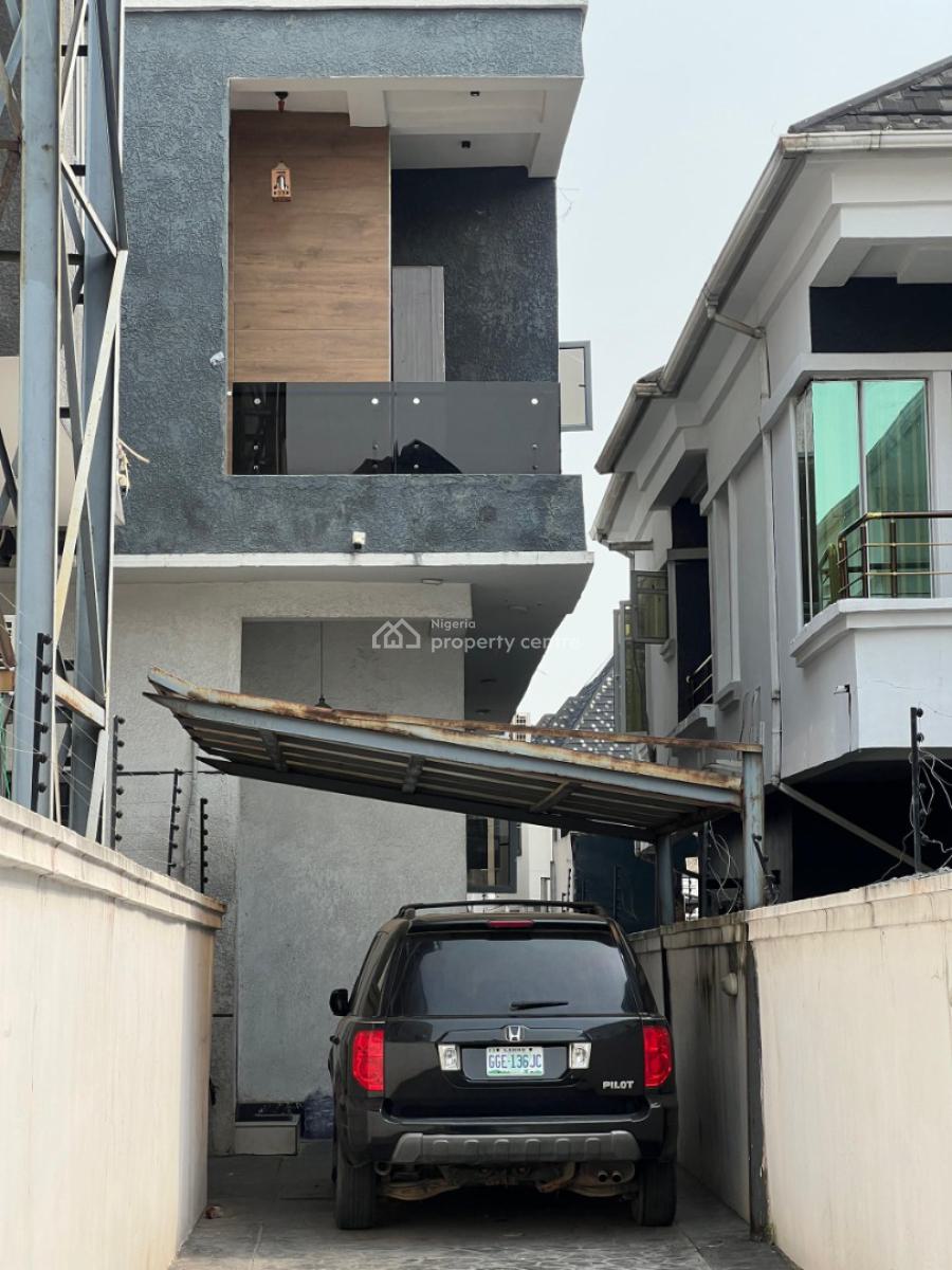 a Spacious Semi Masters Room in a Well-maintained Duplex, Road 32, Beside Mega Chicken, Ikota, Lekki, Lagos, Detached Duplex for Rent