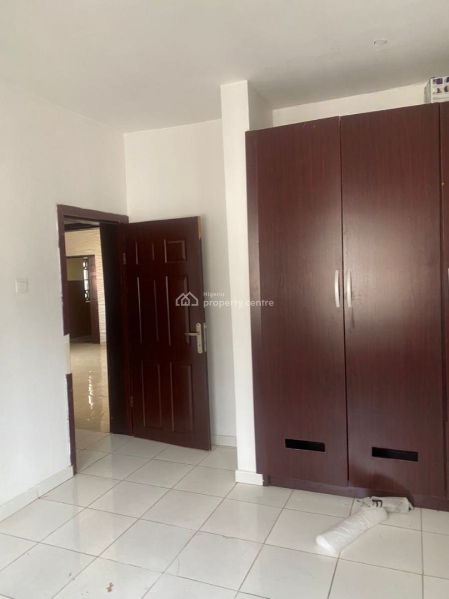 Very Lovely and Spacious 2 Bedroom Apartment, Unilag Estate, Gra Phase 1, Magodo, Lagos, Flat / Apartment for Rent