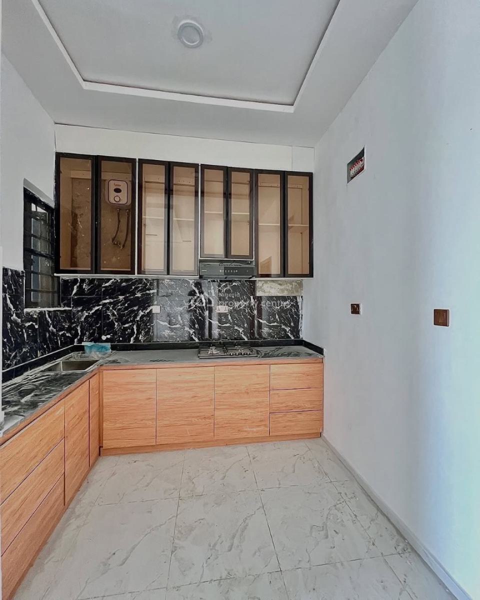 1 Bedroom Apartment, Orchid Road, Lekki, Lagos, Mini Flat (room and Parlour) for Sale