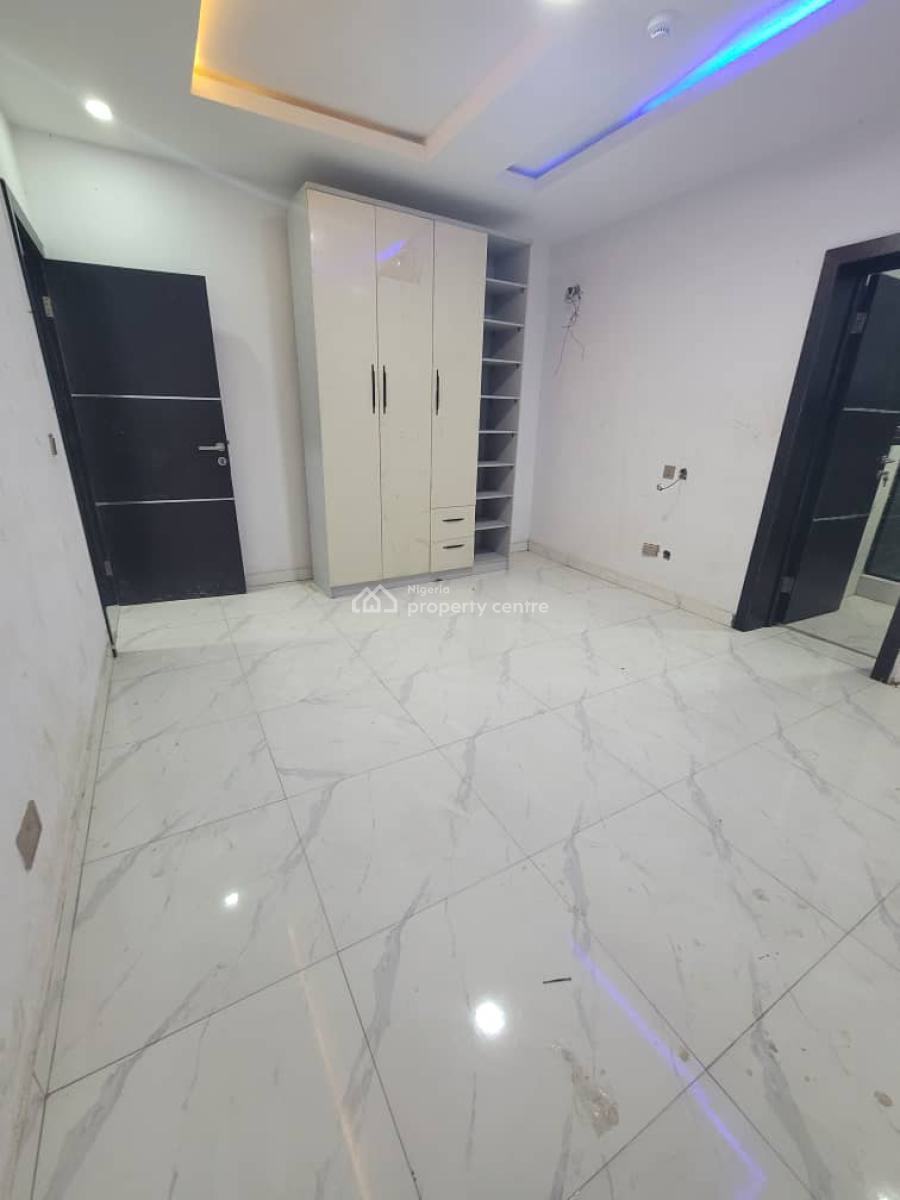 Newly Built & Fully Serviced 2bedroom Apartment with Bq, Off Admiralty Way, Lekki Phase 1, Lekki, Lagos, Flat / Apartment for Rent