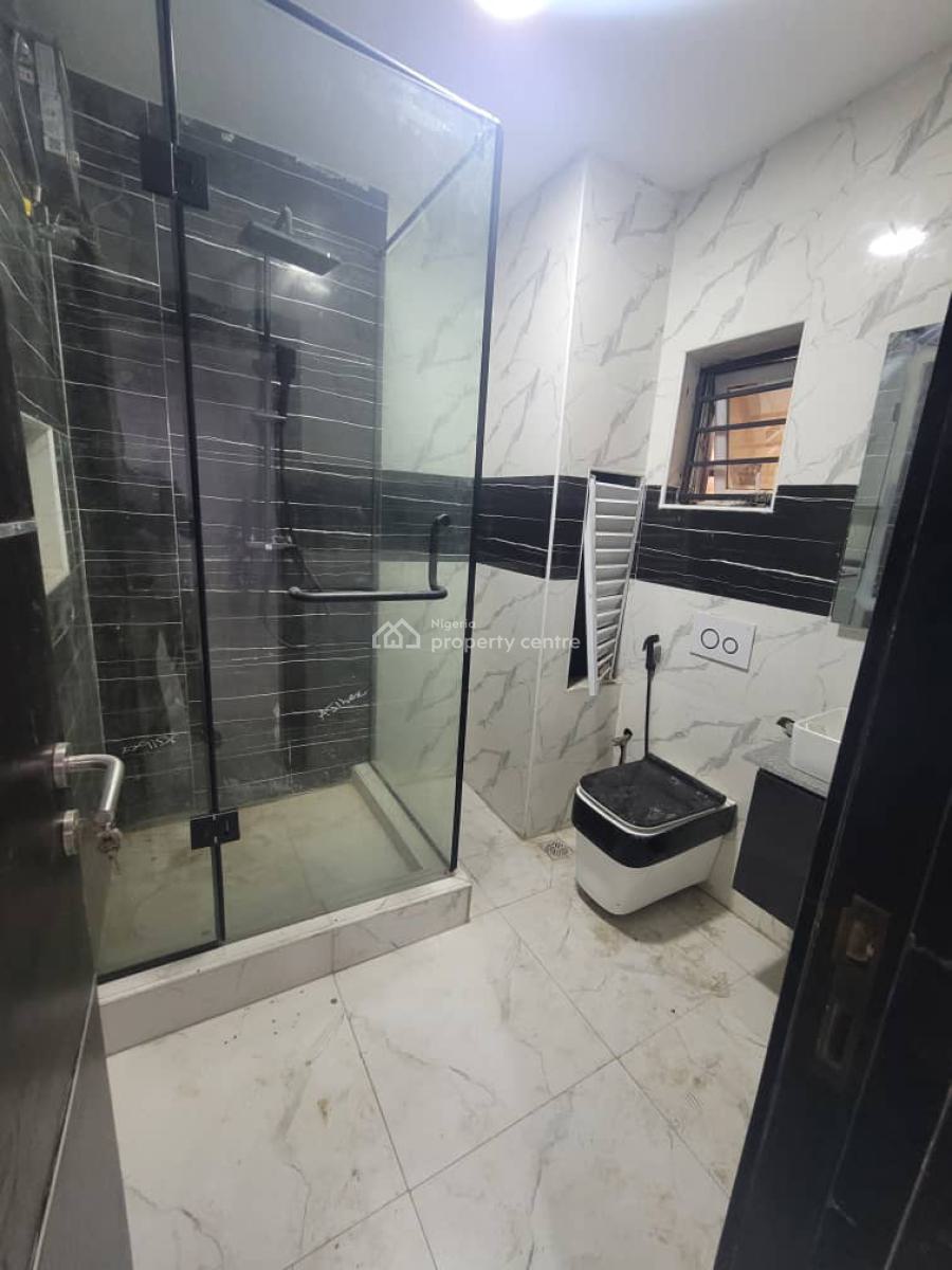 Newly Built & Fully Serviced 2bedroom Apartment with Bq, Off Admiralty Way, Lekki Phase 1, Lekki, Lagos, Flat / Apartment for Rent