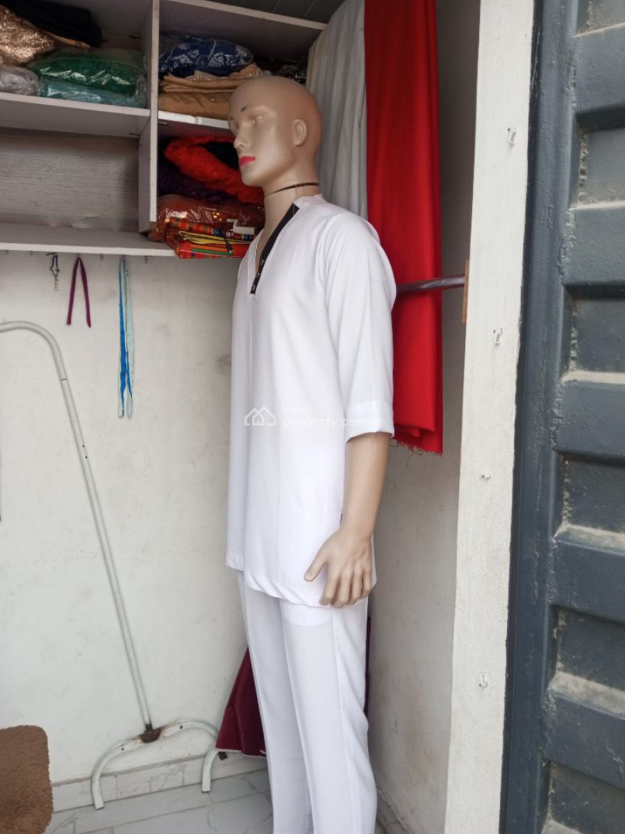 Shop in an Estate, Owode Langbasa, Ajah, Lagos, Shop for Rent