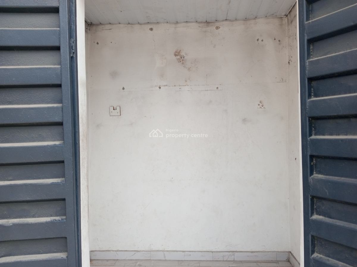 Shop in an Estate, Langbasa Axis, Ajah, Lagos, Shop for Rent