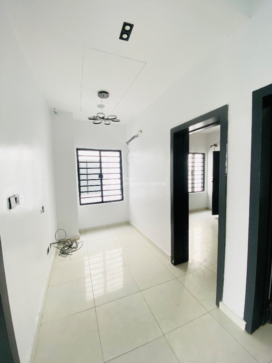 Elegant 4-bedroom Semi-detached Home with Bq, Orchid Road, Lekki, Lagos, Semi-detached Duplex for Sale