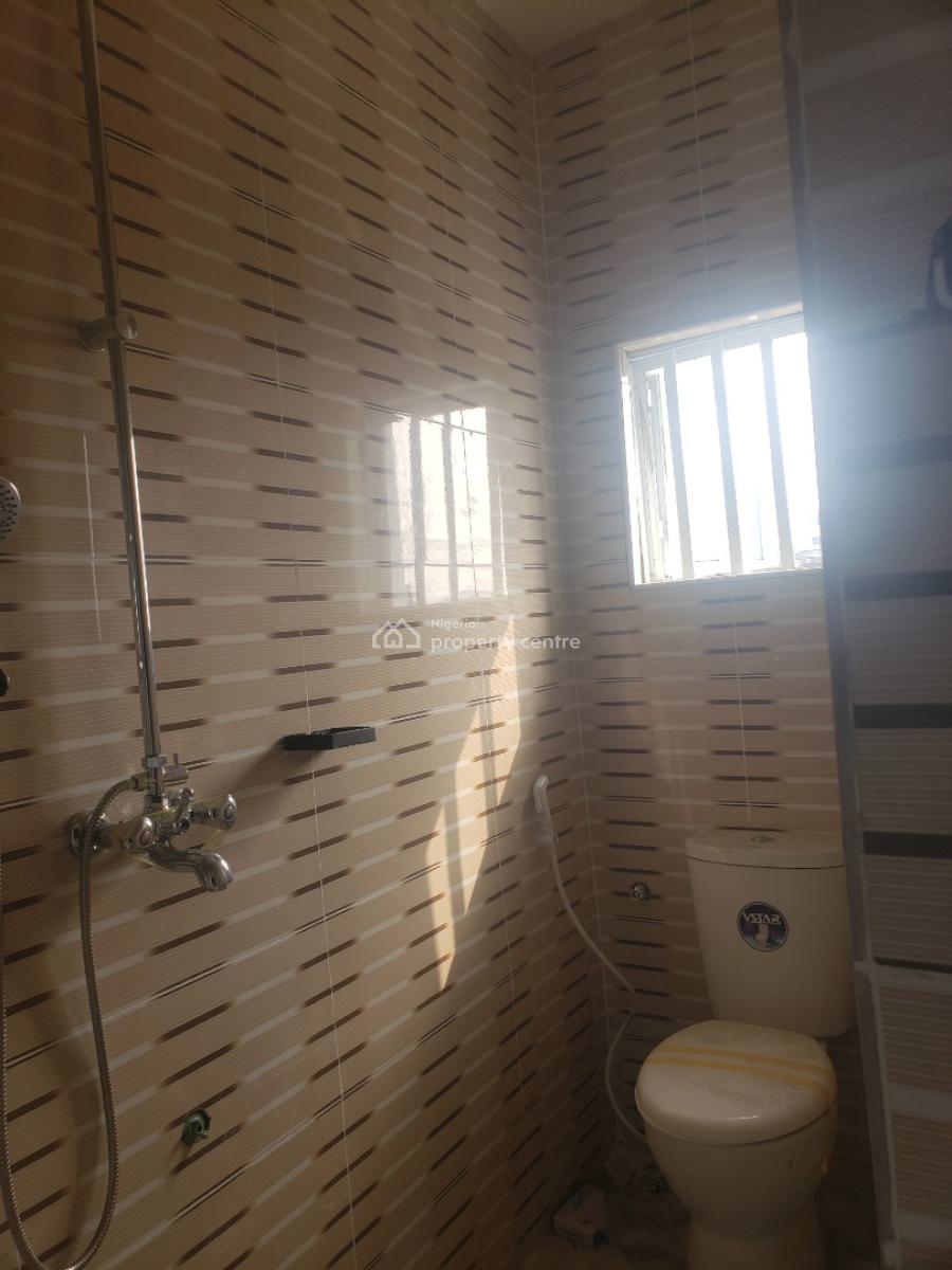 Executive Standard Mini Flat, L & K, Oworonshoki, Kosofe, Lagos, Mini Flat (room and Parlour) for Rent