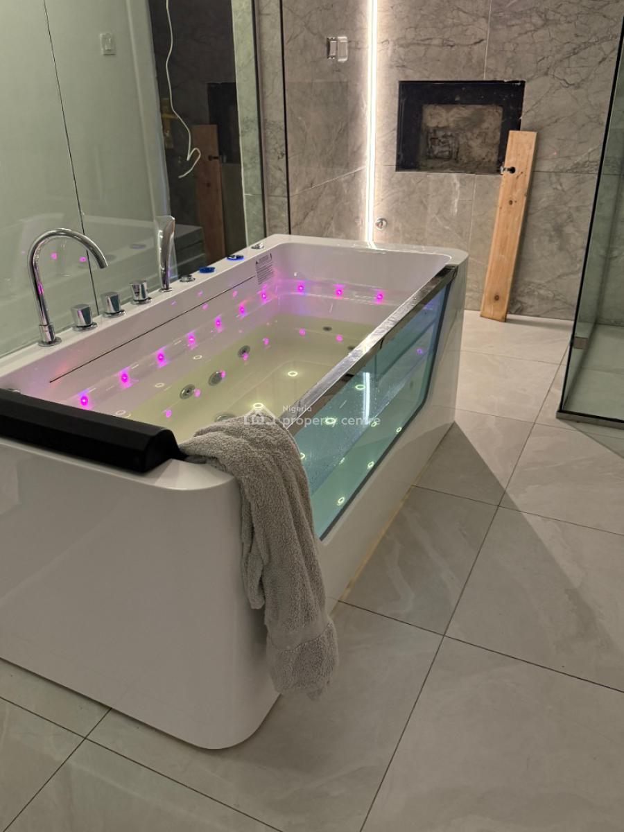 3 Bedroom Fully Furnished, Admiralty Way, Lekki Phase 1, Lekki, Lagos, Flat / Apartment for Sale