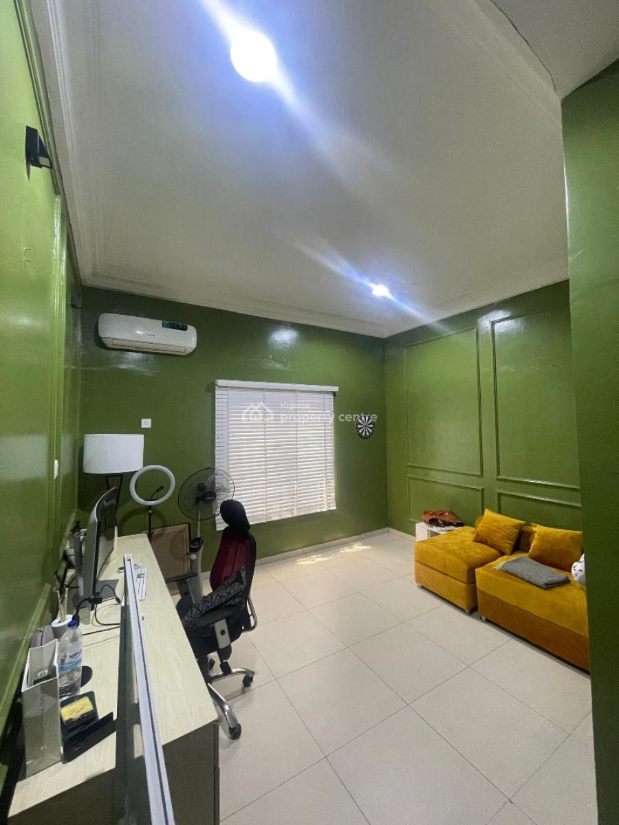 Fully Serviced 3 Bedroom Apartment + Bq, Ikate Elegushi, Lekki, Lagos, Flat / Apartment for Rent