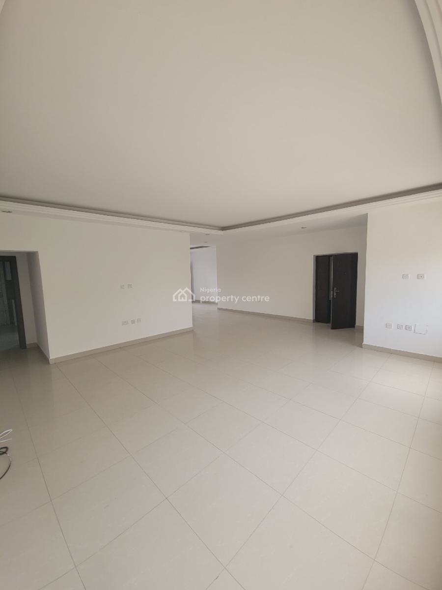 Fully Serviced 3bedroom Flat in Lekki Phase 1, Lekki Phase 1, Lekki, Lagos, Flat / Apartment for Rent