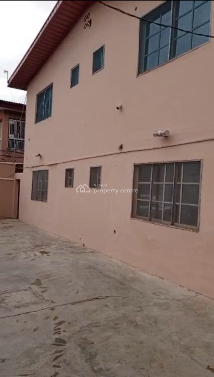 Nicely Renovated Decent 3 Bedrooms Ground Flat All Rooms Ensuite Wit, in a Gated Close By Deeperlife Hq @ Ifako Gbagada, Gbagada Phase 1, Gbagada, Lagos, Flat / Apartment for Rent