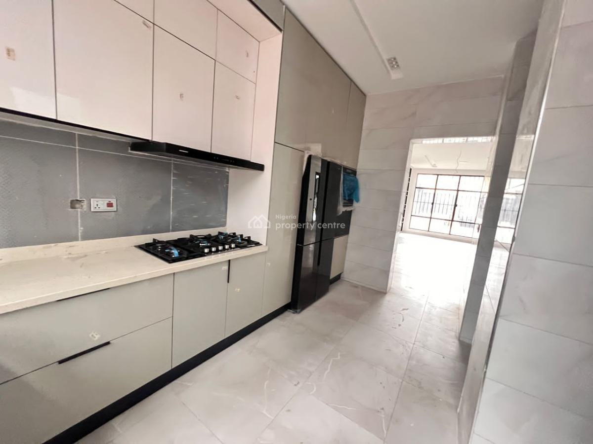 4 Bedroom Semi Detached House, Victoria Island (vi), Lagos, Semi-detached Duplex for Sale