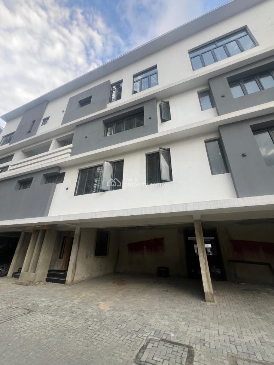Luxury 4 Bedroom Townhouse, Lekki Phase 1, Lekki, Lagos, Block of Flats for Sale