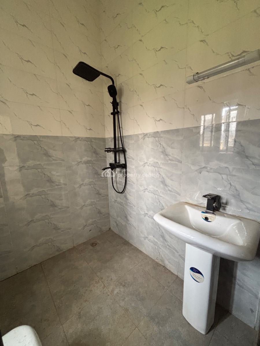 Neatly Built 3 Bedroom Apartment, Katampe (main), Katampe, Abuja, Flat / Apartment for Sale