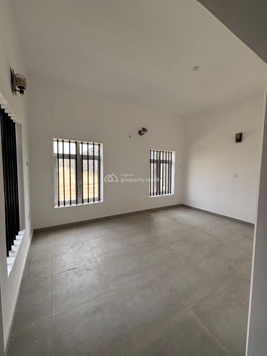 Neatly Built 3 Bedroom Apartment, Katampe (main), Katampe, Abuja, Flat / Apartment for Sale