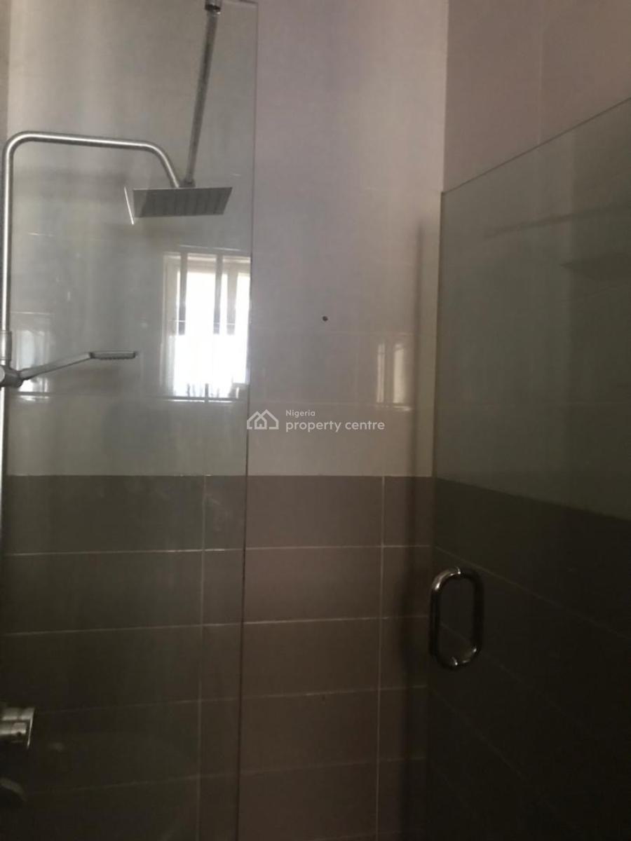 in Serene Surroundings of a Well Secured Estate, Peninsula Garden, Olokonla, Ajah, Lagos, Flat / Apartment for Rent