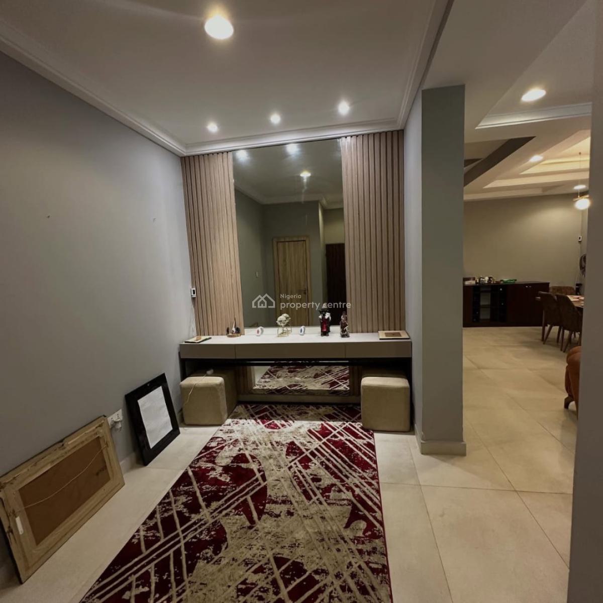 Neatly Furnished 4 Bedroom Terrace Duplex + Maids Room, Guzape District, Abuja, Terraced Duplex for Sale