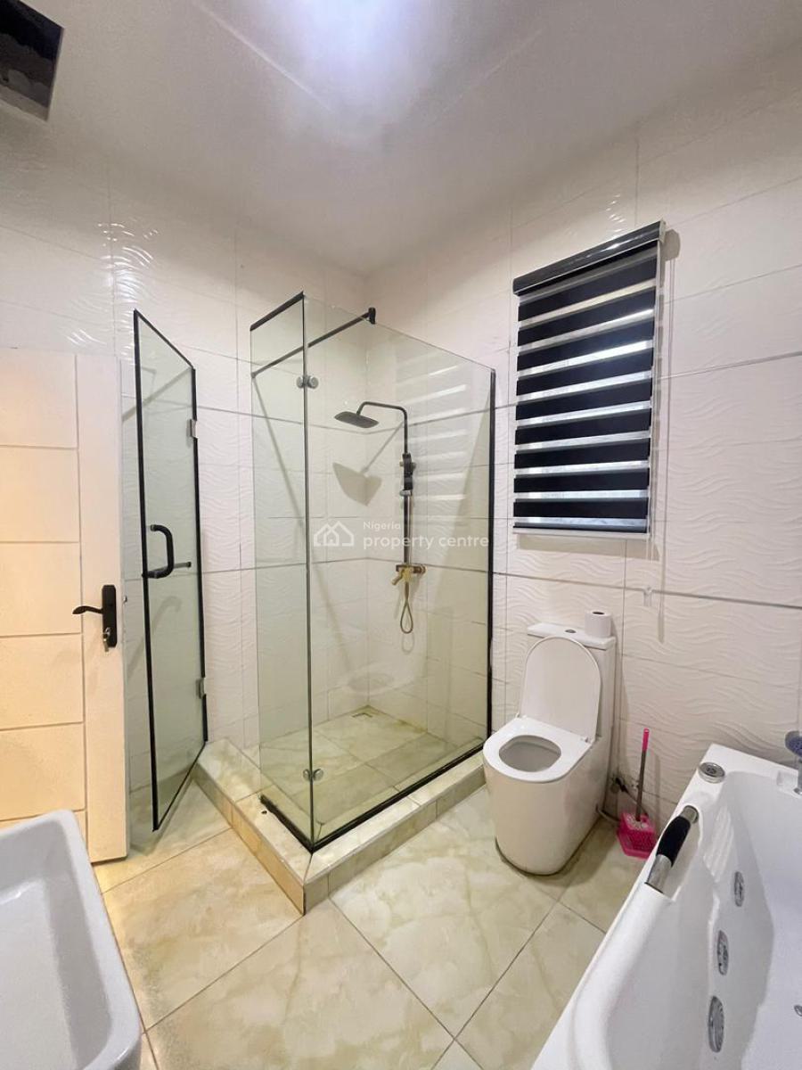 Spacious 5 Bedrooms Detached with Bq, Lekki Lagos, Ologolo, Lekki, Lagos, Detached Duplex for Rent