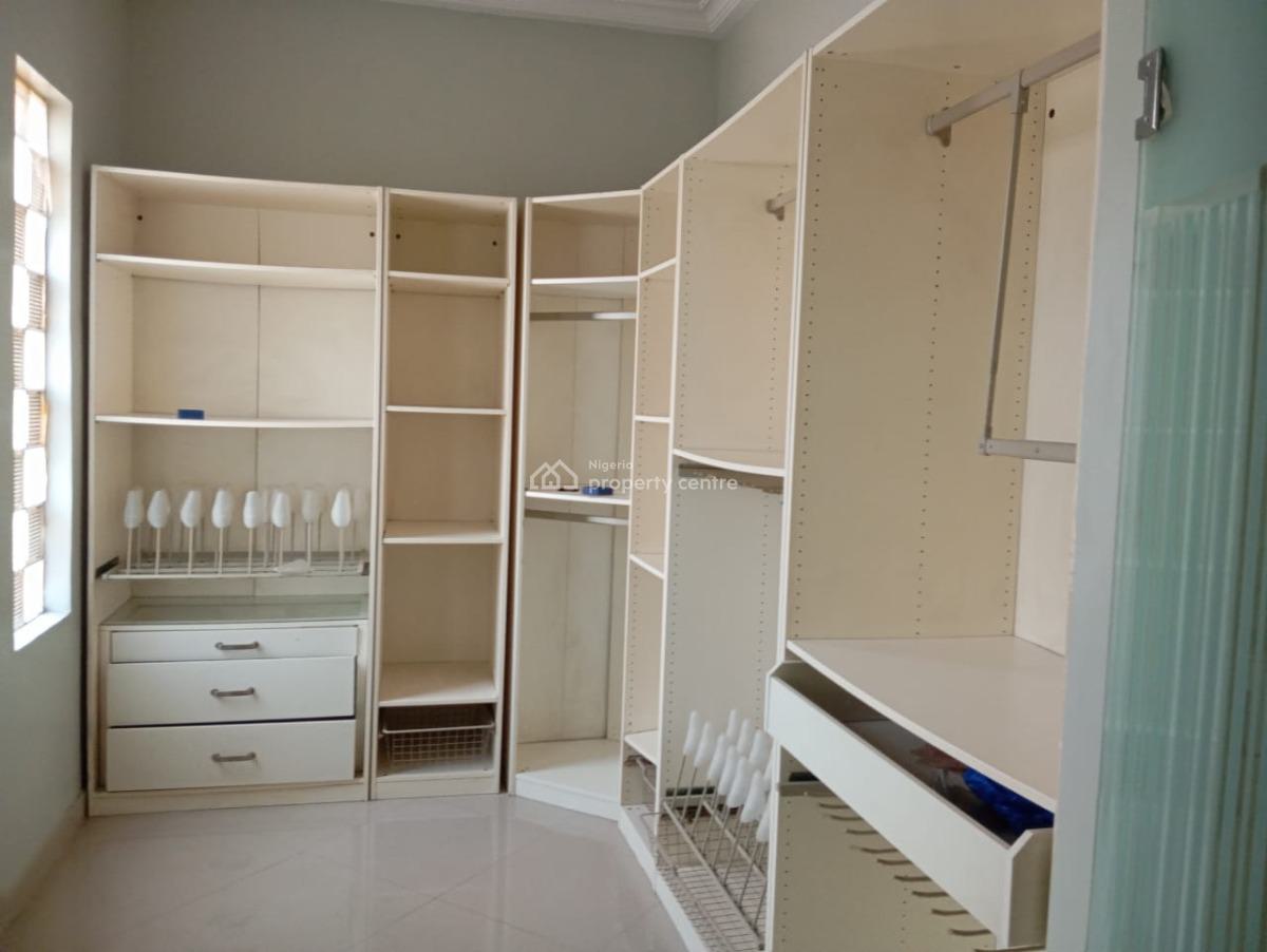 Standard and Spacious 5 Bedroom Detached Duplex + 2 Rooms Bq, Ikeja Gra, Ikeja, Lagos, House for Rent