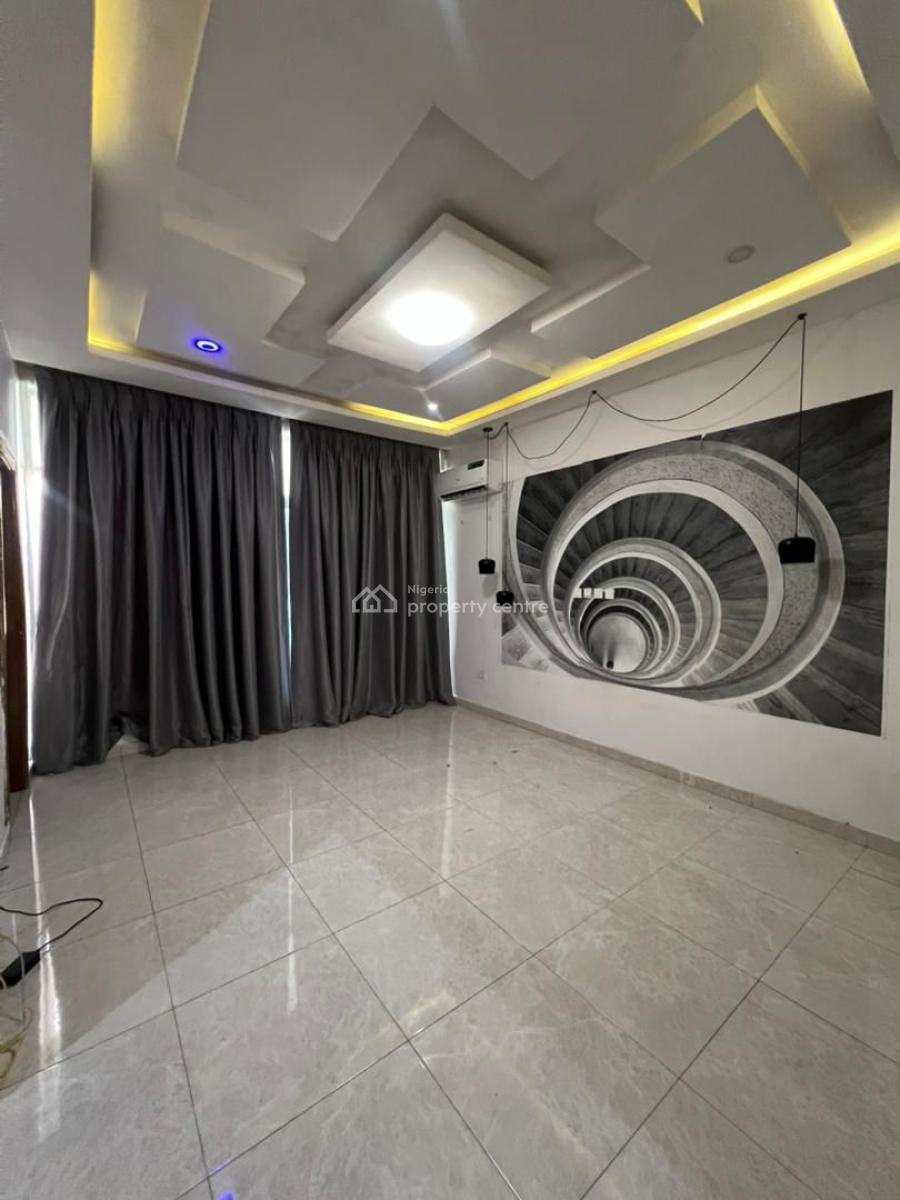 Furnished 2bedrooms Penthouse with Bq Available, Lekki Phase 1 Right Hand Side, Lekki Phase 1, Lekki, Lagos, House for Rent