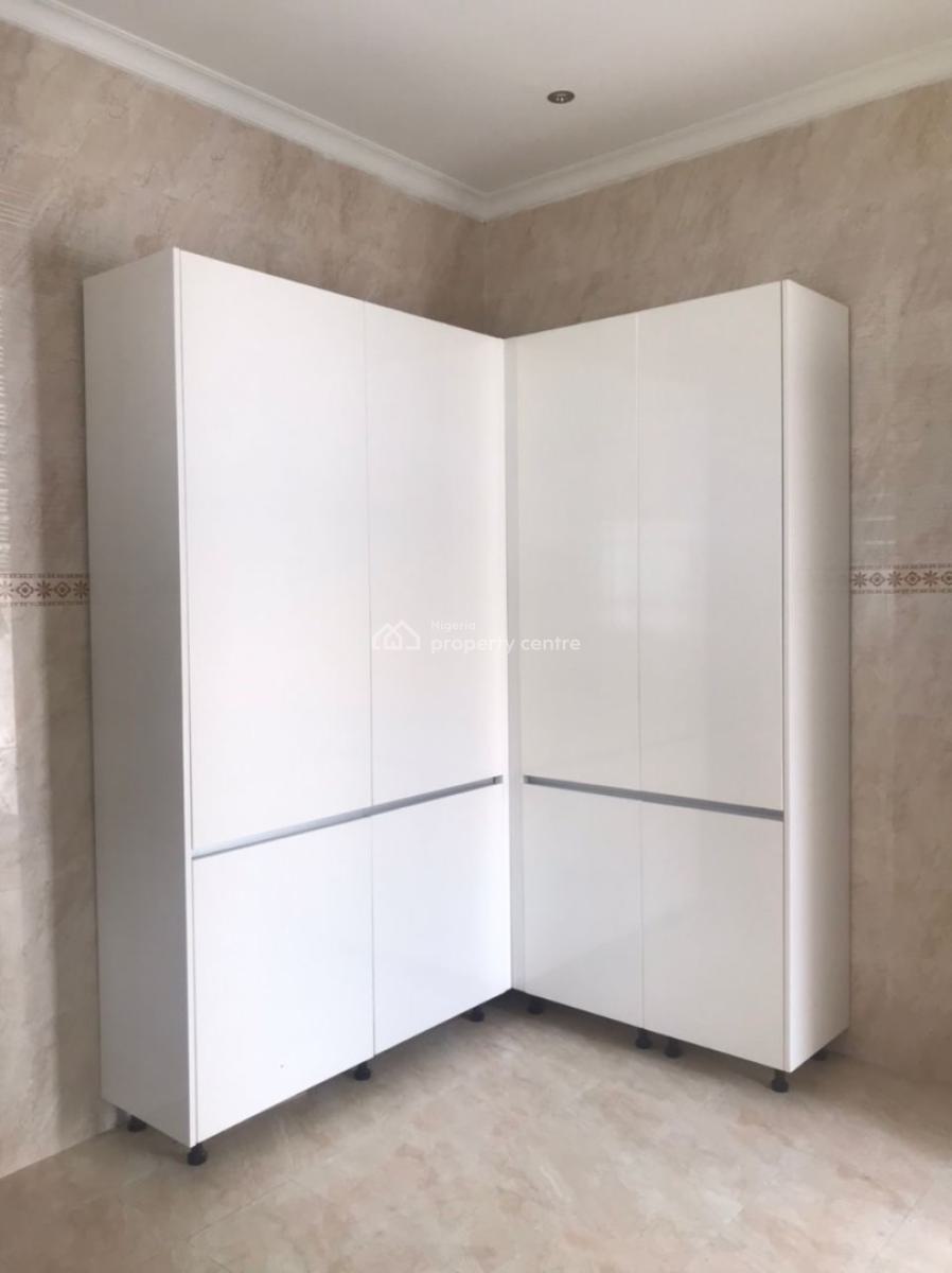 Newly Built Standard Executive Serviced 3 Bedroom with Bq, Lekki Phase 1, Lekki, Lagos, Flat / Apartment for Rent