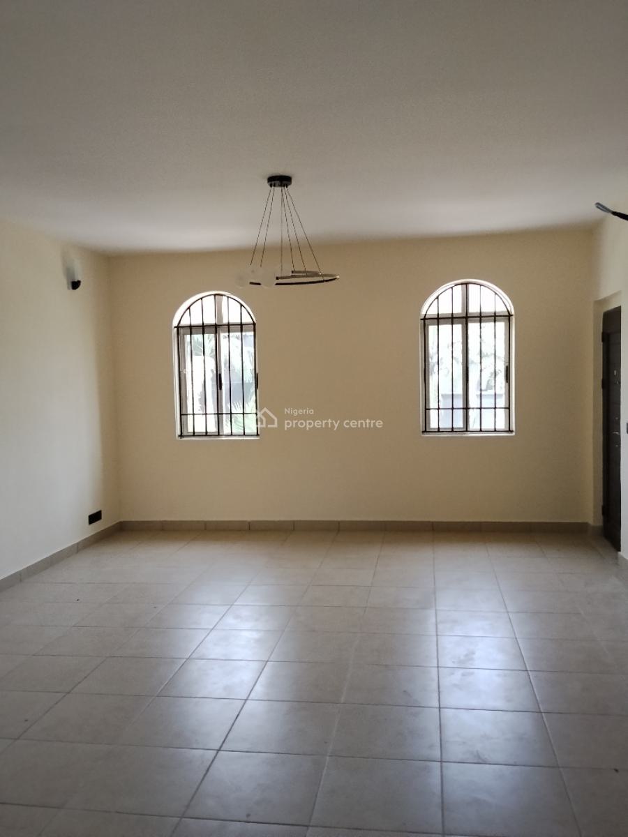 Three Bedrooms Terrace, Lekki Right, Lekki Phase 1, Lekki, Lagos, Flat / Apartment for Rent