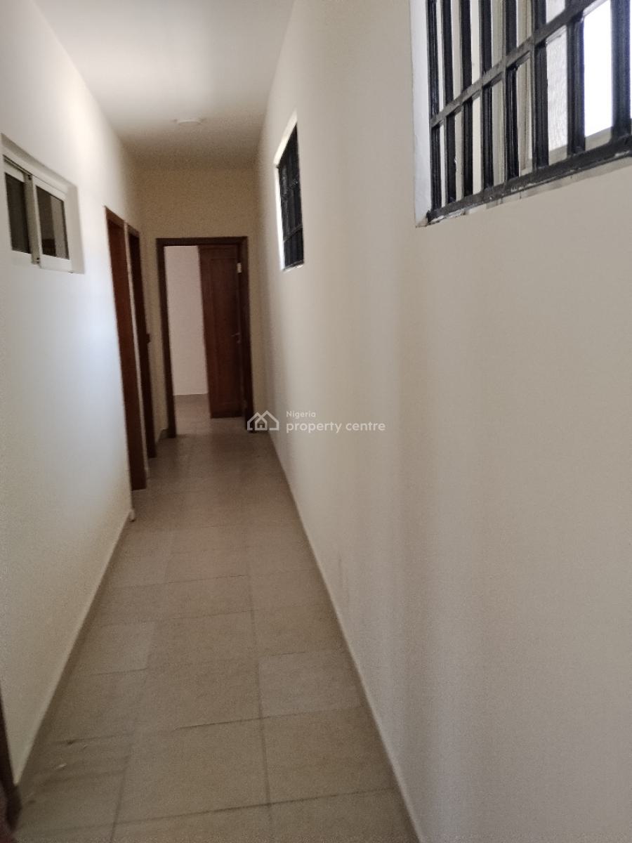 Three Bedrooms Terrace, Lekki Right, Lekki Phase 1, Lekki, Lagos, Flat / Apartment for Rent