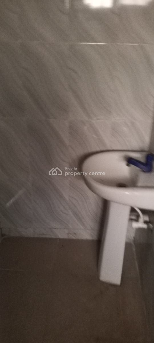 2 Bedroom Flat Behind Lagos Business School, Behind Lagos Business School, Olokonla, Ajah, Lagos, House for Rent
