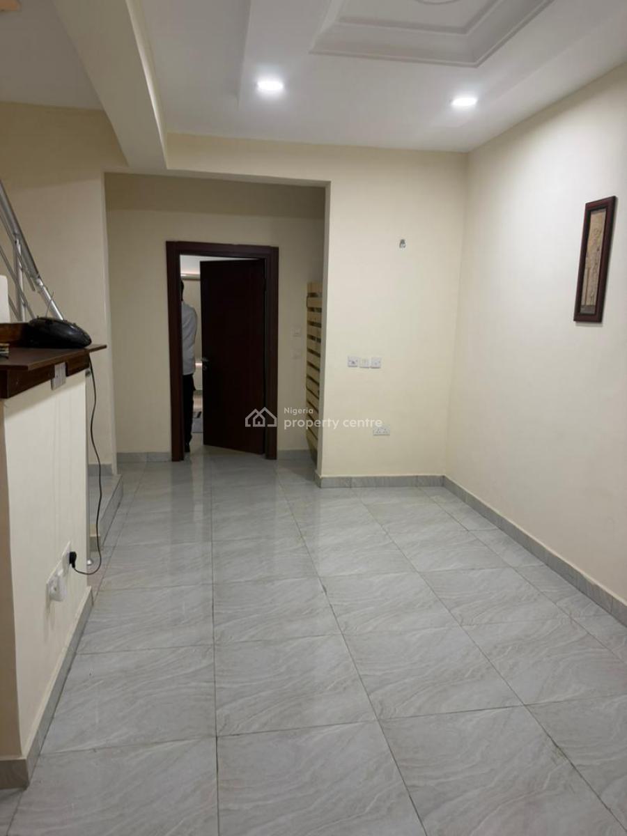 Well Finished & Fully Furnished 3-bedroom House with B, Off Harris Drive, Ikota, Lekki, Lagos, Terraced Duplex for Rent